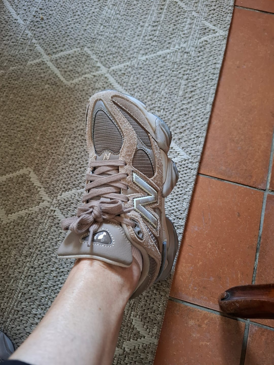 Customer photo review of New balance 9060