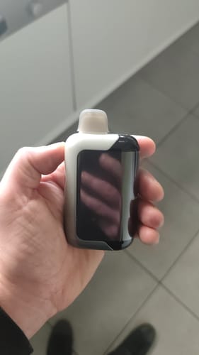 Customer photo review of SMOK Spaceman - SP40000 - 40000 Bouffées - 2% de nicotine - Puff Jetable / Vape Disposable