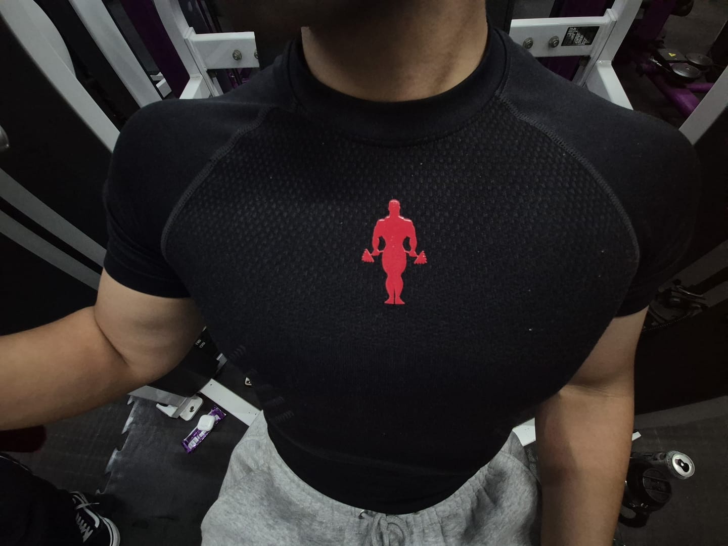 Customer photo review of 4286 - Gold's Iron Legacy Compression Tees