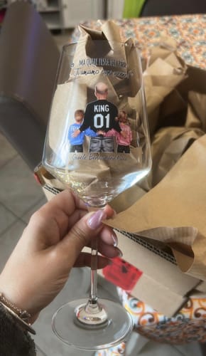 Customer photo review of Ogni giorno – Calice da vino personalizzato per la festa del papà e festa della mamma