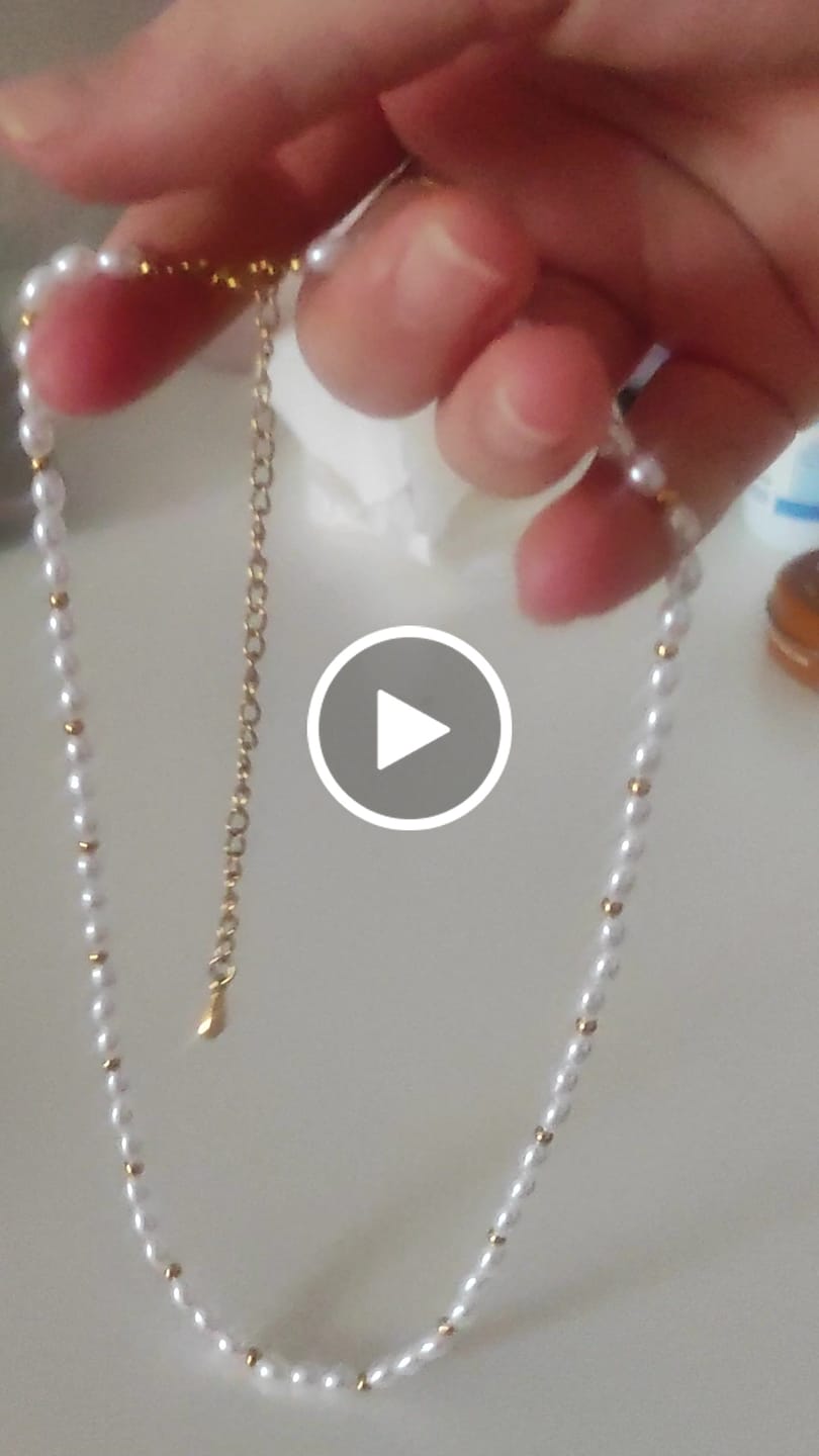 Customer video review of Collar Nuka