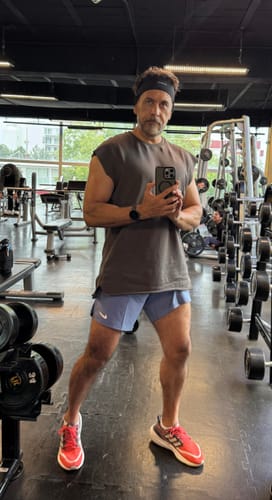 Customer photo review of NeoTerra Muscle CutOff - Dark Green