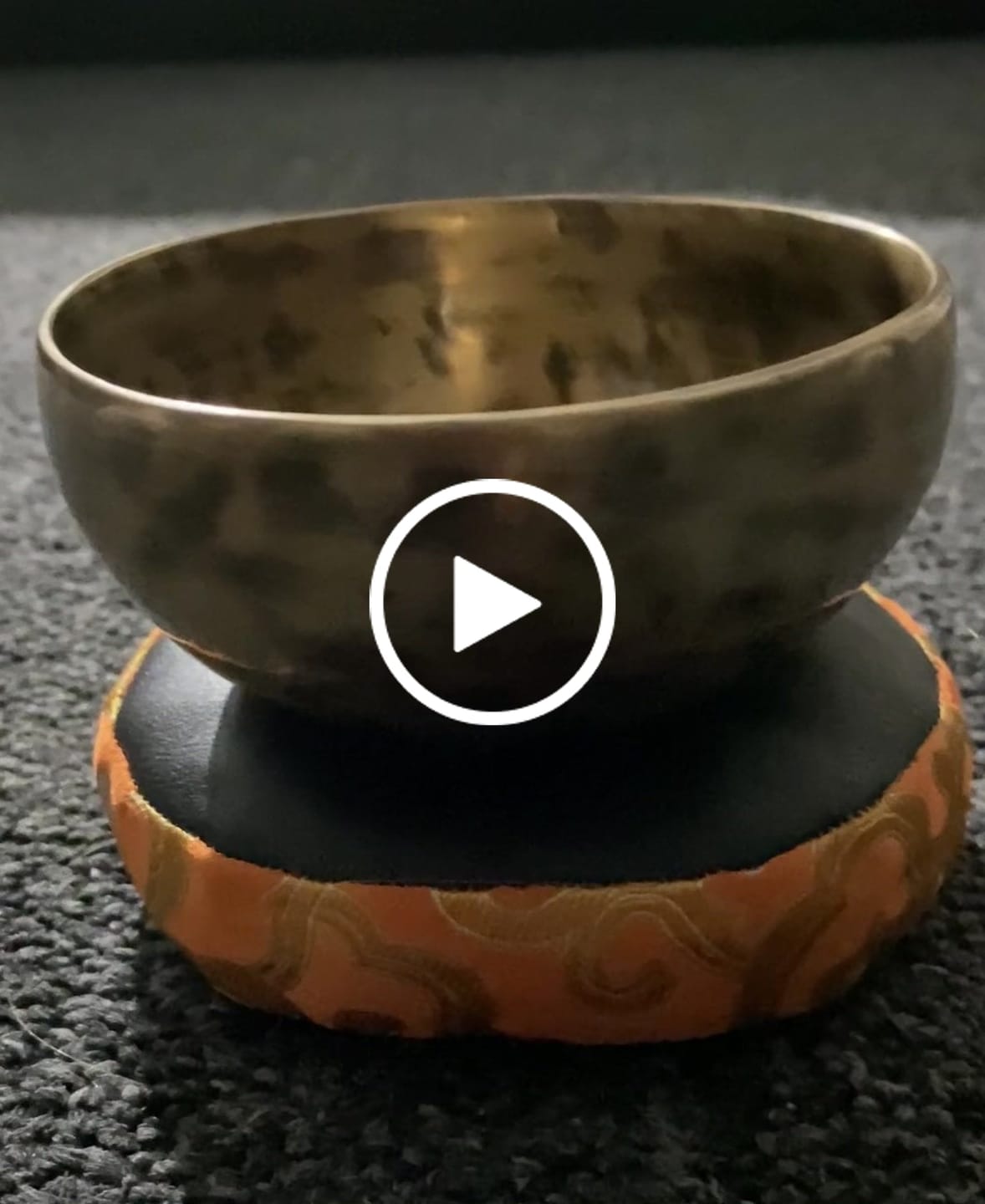 Customer video review of CB Tibetan Singing Bowl CB561 - 4", D5 & G#6.