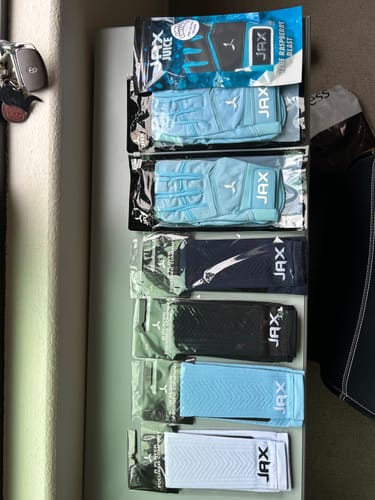 Customer photo review of Jax | Restore Recovery Premium Arm Sleeve - Navy Blue