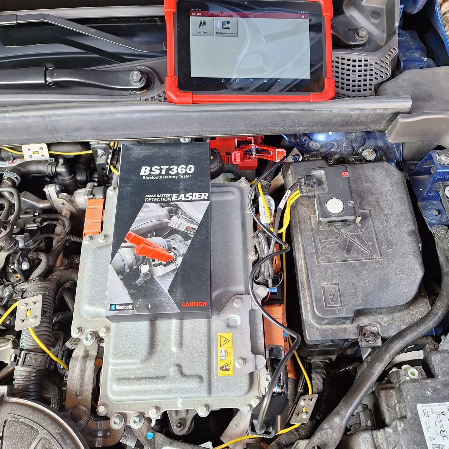 Customer photo review of BST-360 Bluetooth Batterietester