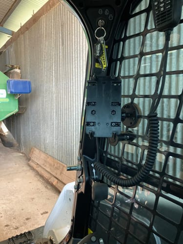 Customer photo review of RAM 1" Ball Double Socket Arm with 2.5" Round Base (RAM-B-103U-A)