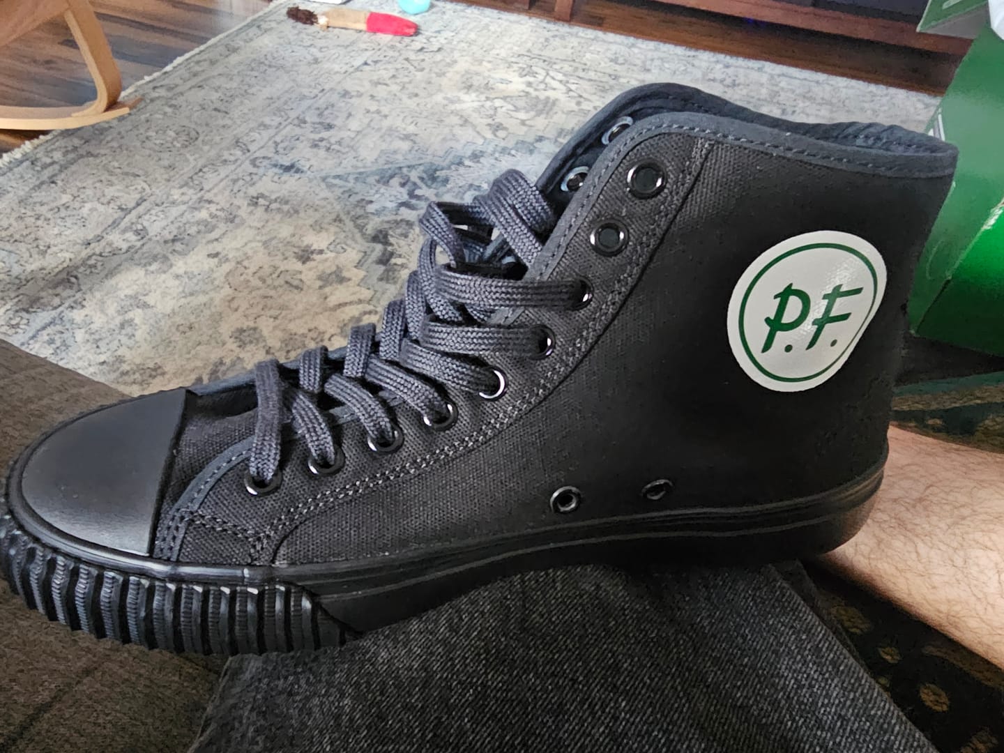 Customer photo review of 1993 Center High-Top Black