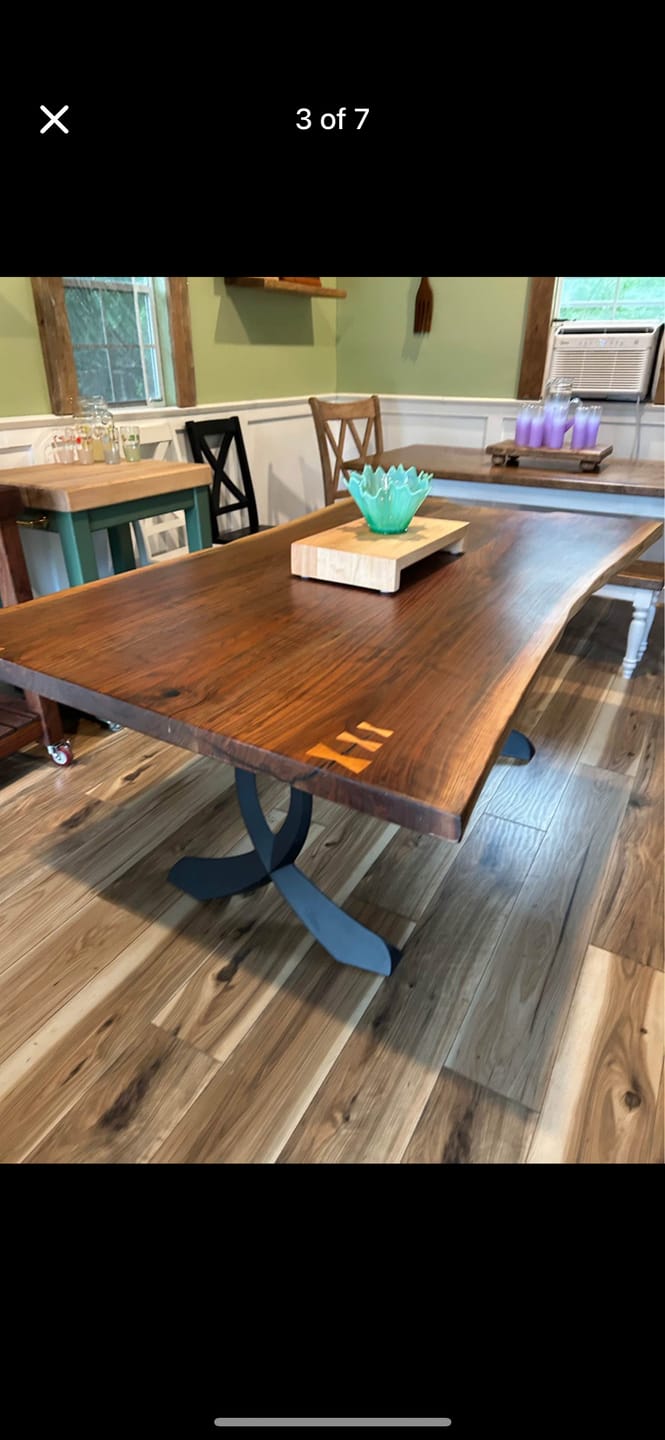 Customer photo review of 418 Curva 28" H Dining Table Curved Legs