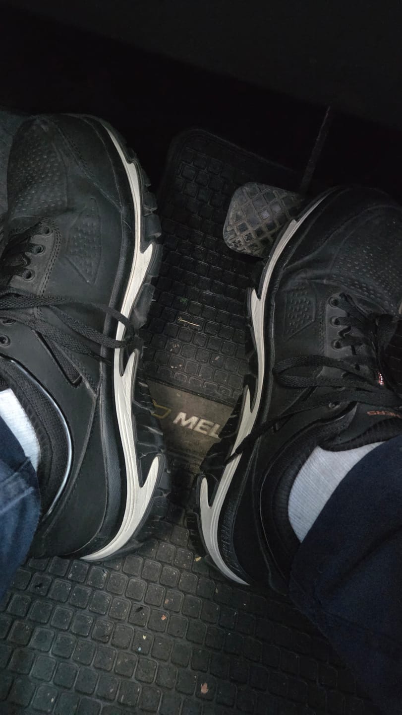 Customer photo review of Skechers Zapatilla Hombre Seguridad Raylan