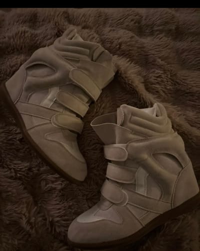 Customer photo review of ISABEL MARANT Bekett Wedge