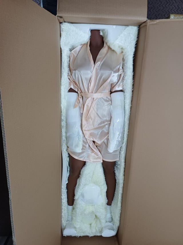 Customer photo review of Eloise-158cm/5'2" D-cup Full TPE Sex Doll-SY Doll(black)