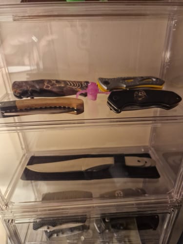Customer photo review of Skull N Roses Lock Knife