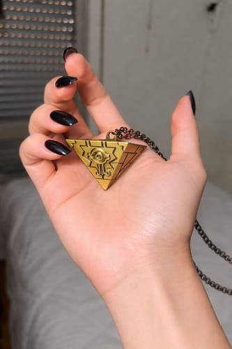 Customer photo review of Collar "Rompecabezas del Milenio"