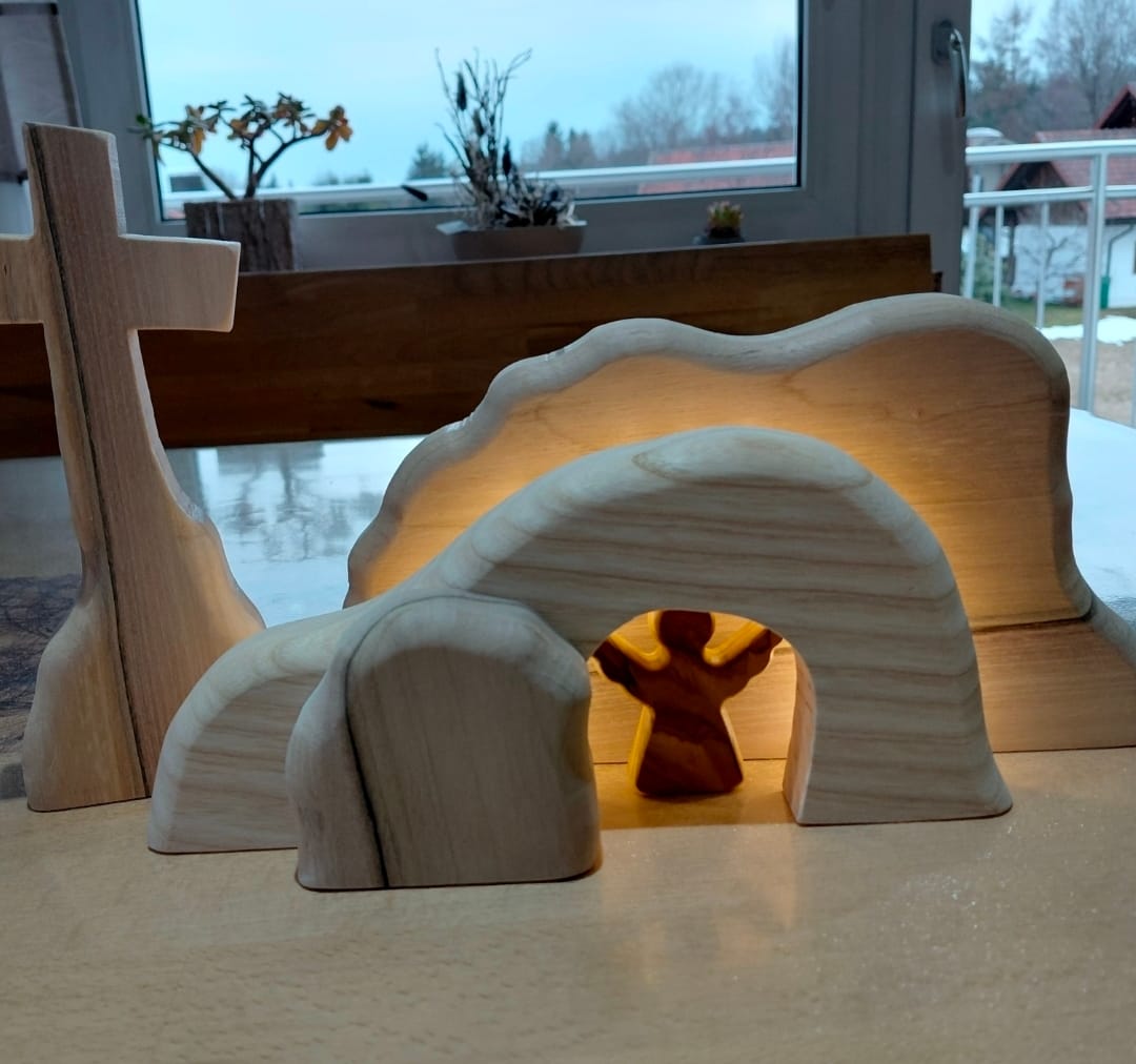 Customer photo review of Schutzengel als Handschmeichler aus Olivenholz