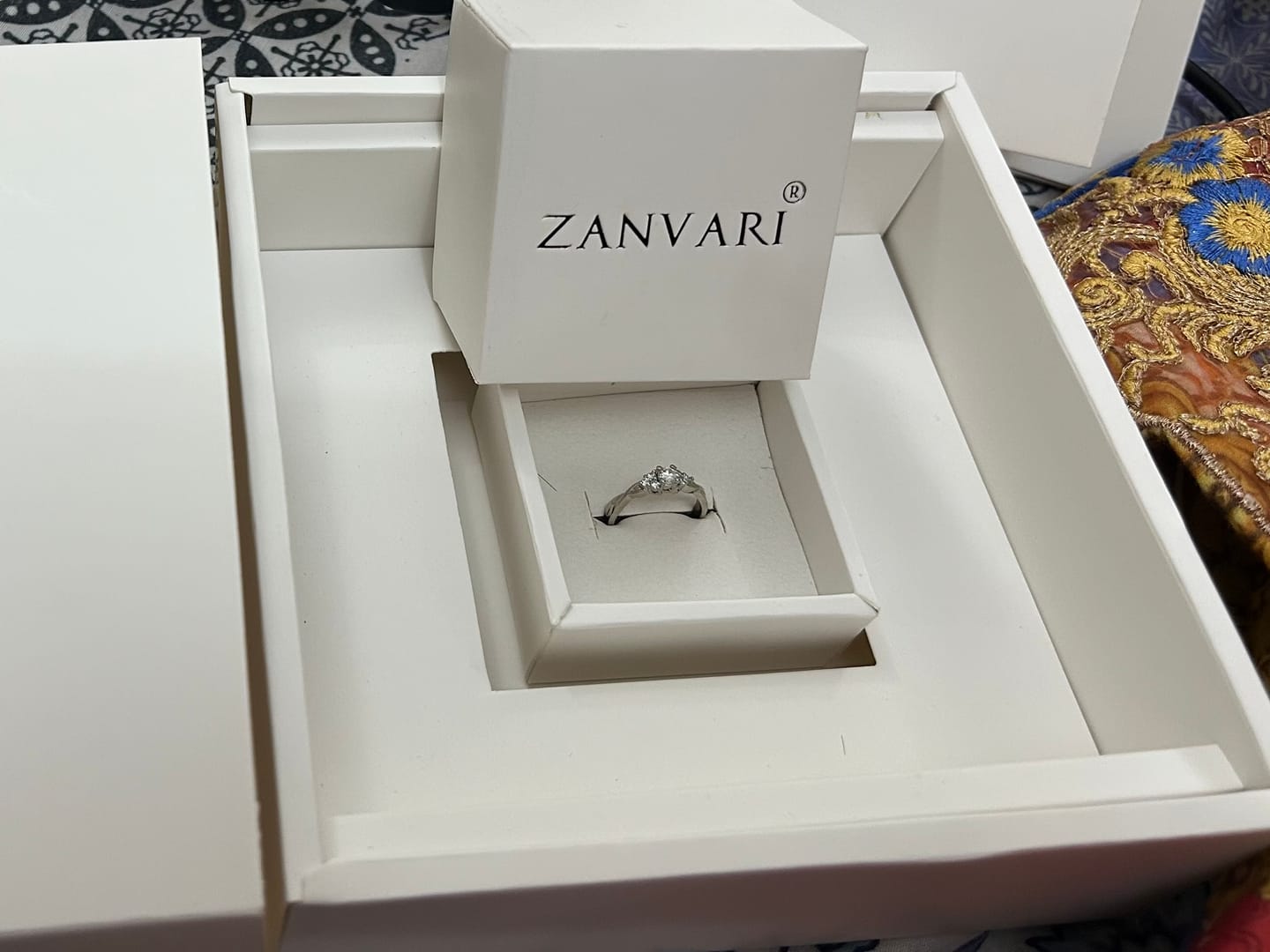 Customer photo review of LUSTROUS LIGHT RING
