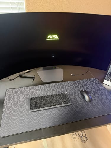 Customer photo review of Japanese Cloud Black | Mousepad