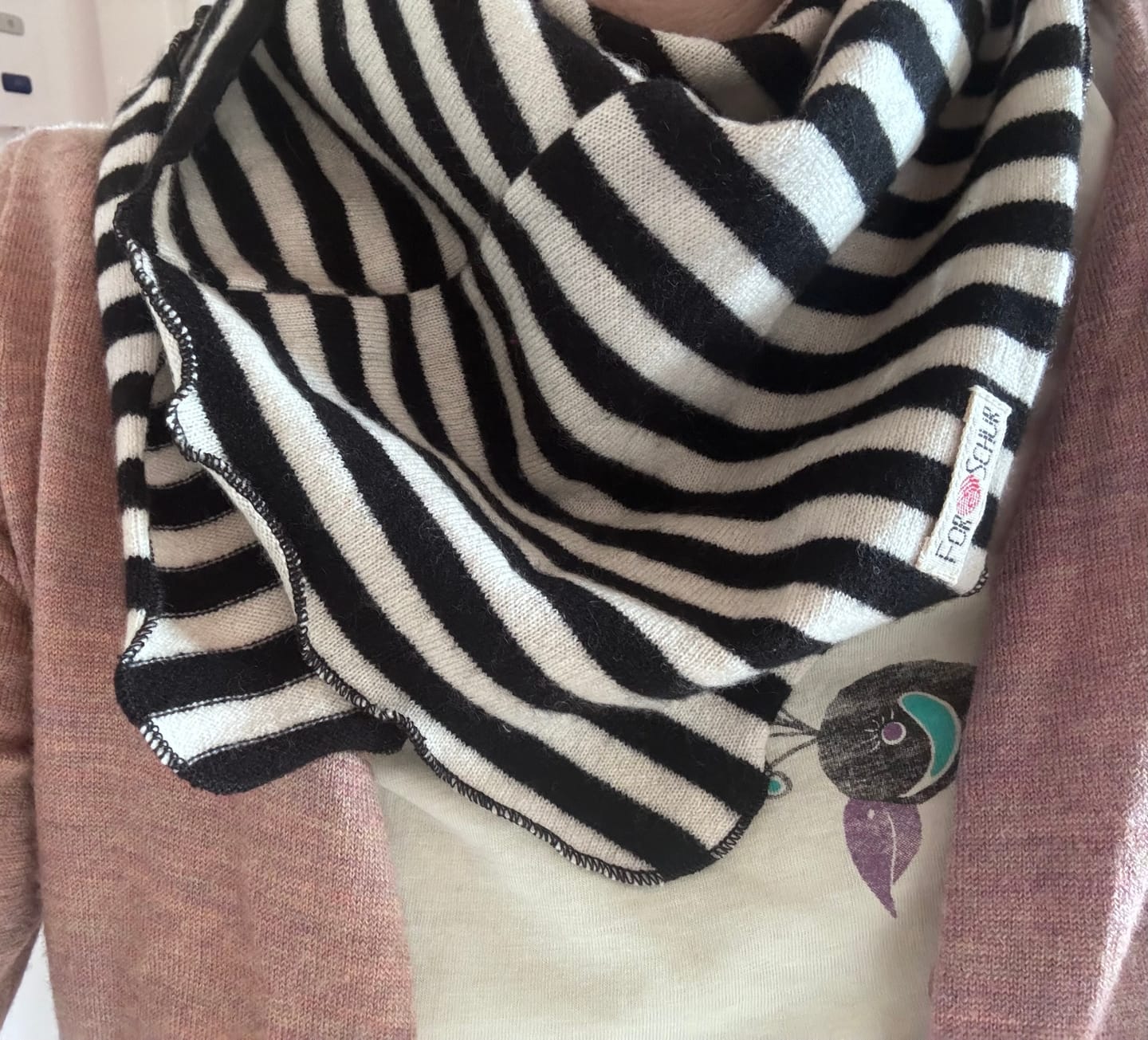 Customer photo review of Upcycling Kaschmir Halstuch