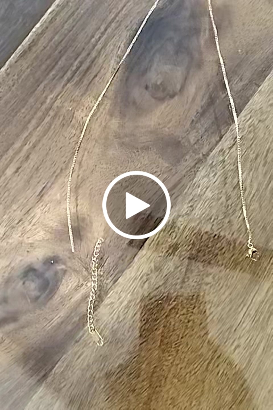 Customer video review of Solitaire Sparkle Jewellery Set