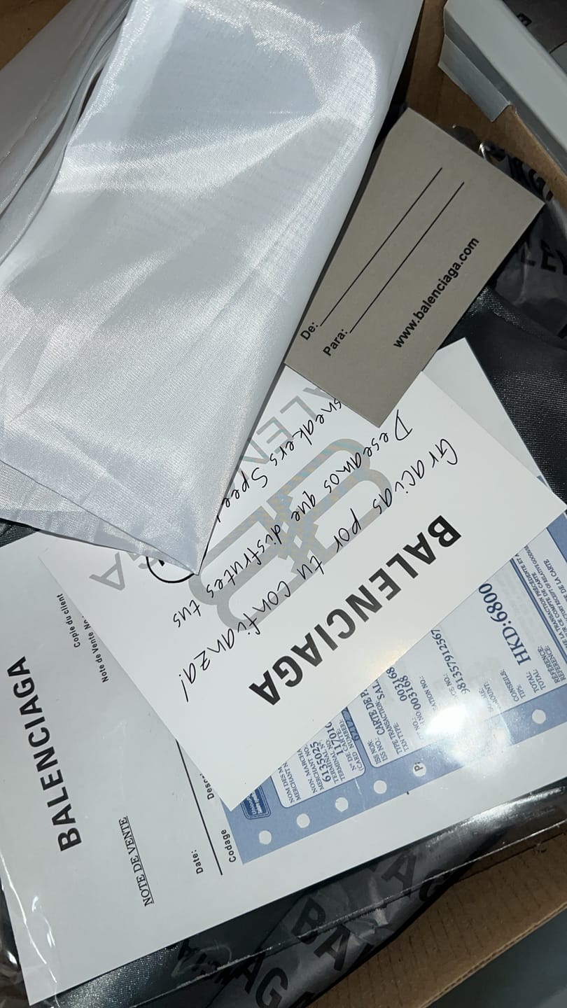 Customer photo review of BALENCIAGA SPEED 2.0