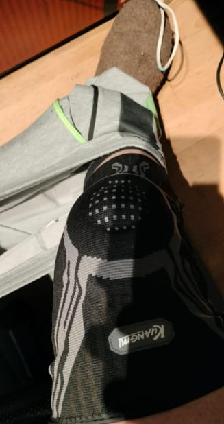 Customer photo review of Sports Knee Support Brace