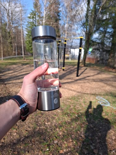 Customer photo review of Die Wasserstoff Wasserflasche für bessere Gesundheit & mehr Energie ''HydroVive'' - das Original