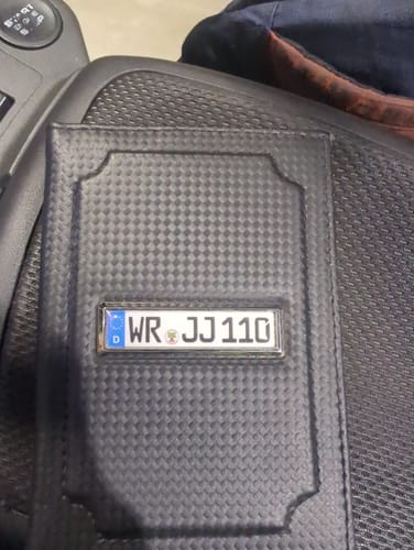 Customer photo review of Kennzeichen Schlüsselanhänger Mini Nummernschild Metall