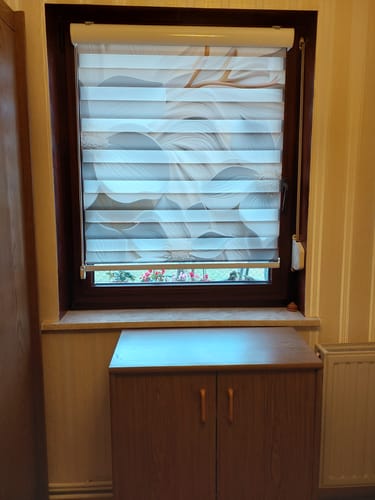 Customer photo review of Foto Doppelrollo "3D Blumenmuster"