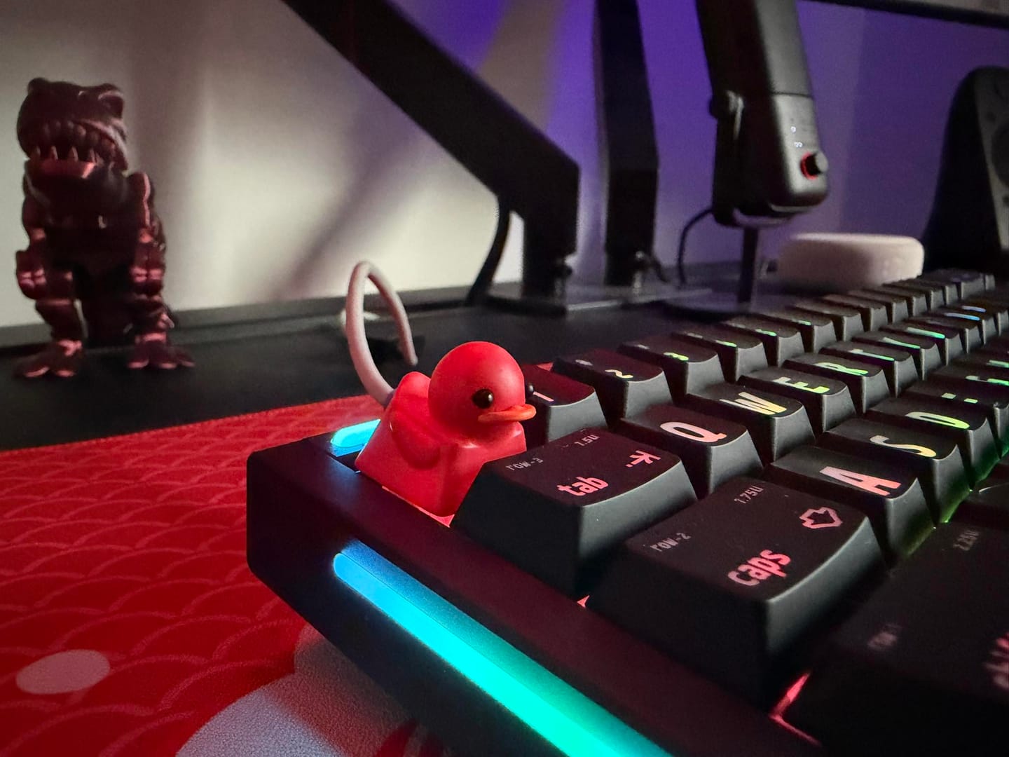 Customer photo review of Duckey Keycap