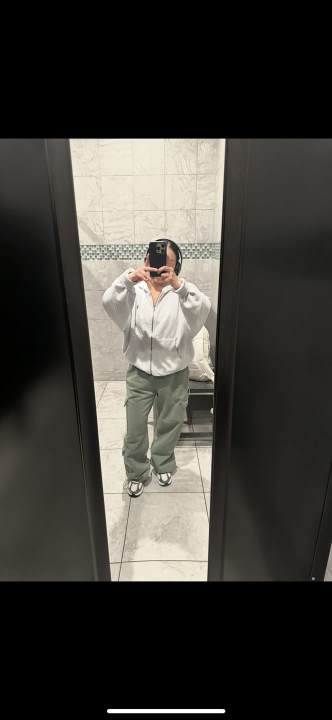 Customer photo review of W5210 - Studio Edit Zip Hoodie