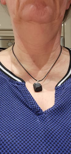 Customer photo review of Turmalin Halskette - Naturstein Kautschukband