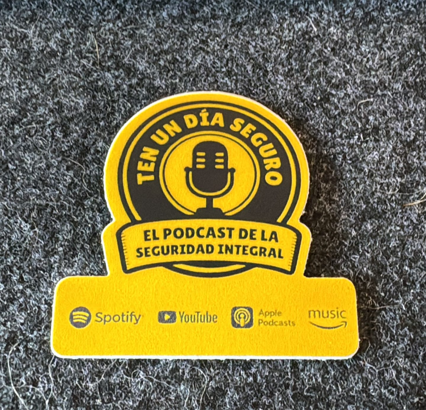 Customer photo review of Stickers Laminados Mate