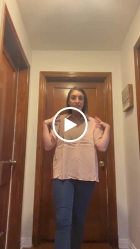 Customer video review of The Flutter & Flow Top