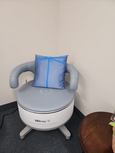 Customer photo review of EMStrong® Pelvic Massage Chair