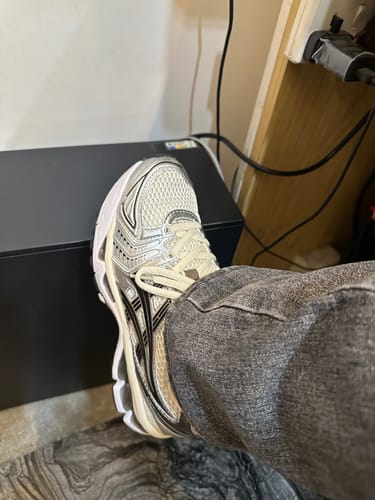Customer photo review of Asics Gel-Kayano 14 Cream Black 1201A019-108