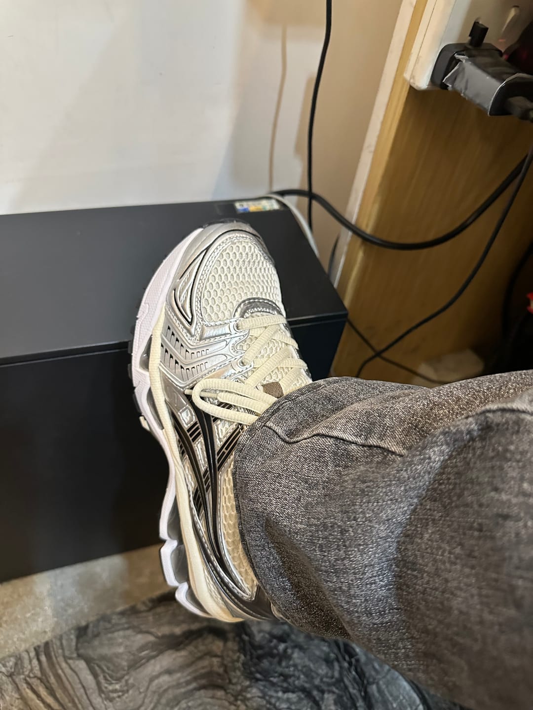 Customer photo review of Asics Gel-Kayano 14 Cream Black 1201A019-108