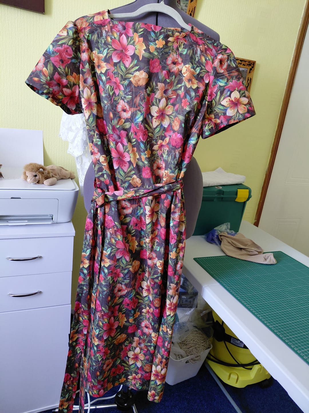 Customer photo review of Paradise Botanical Cotton Lawn Fabric
