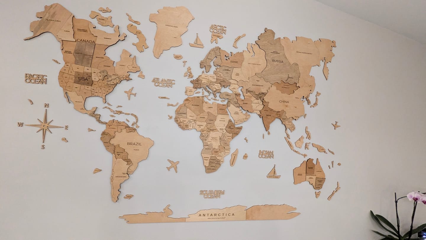 Customer photo review of 3D Wooden World Map Gold