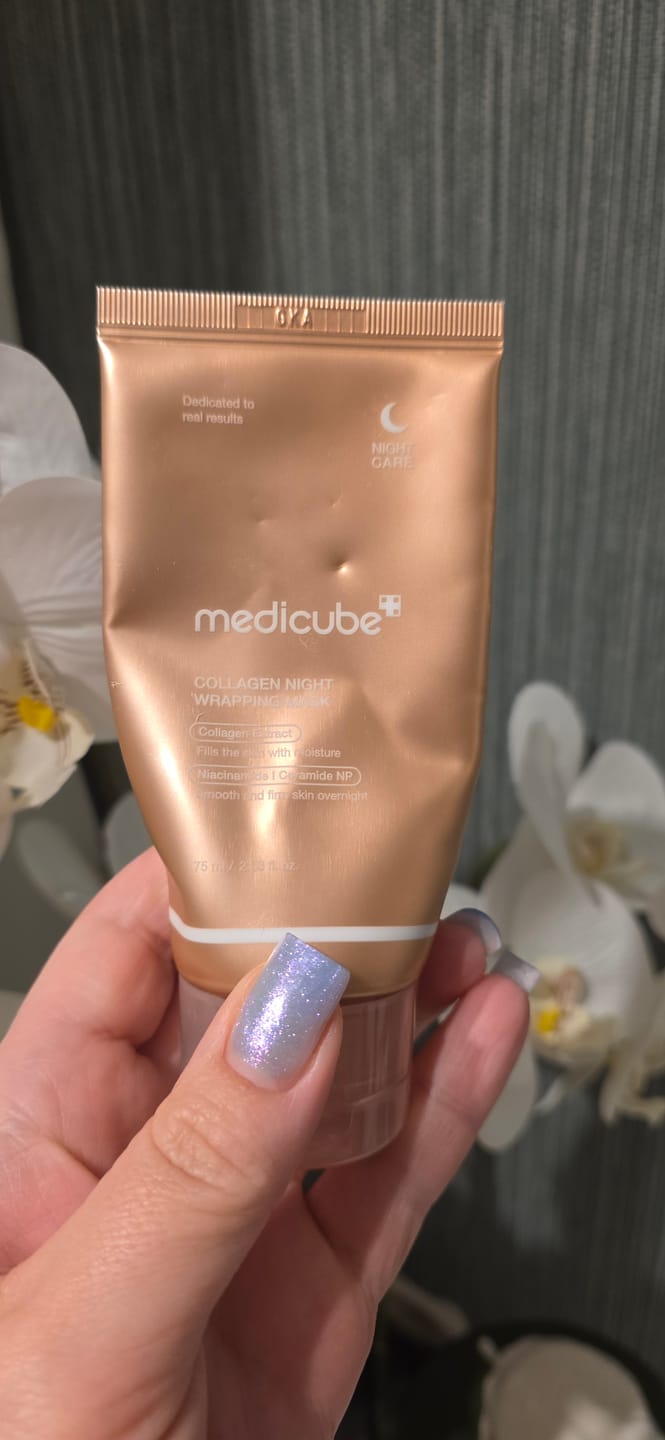 Customer photo review of Nostiprinoša nakts maska sejai Medicube Collagen Night Wrapping Mask