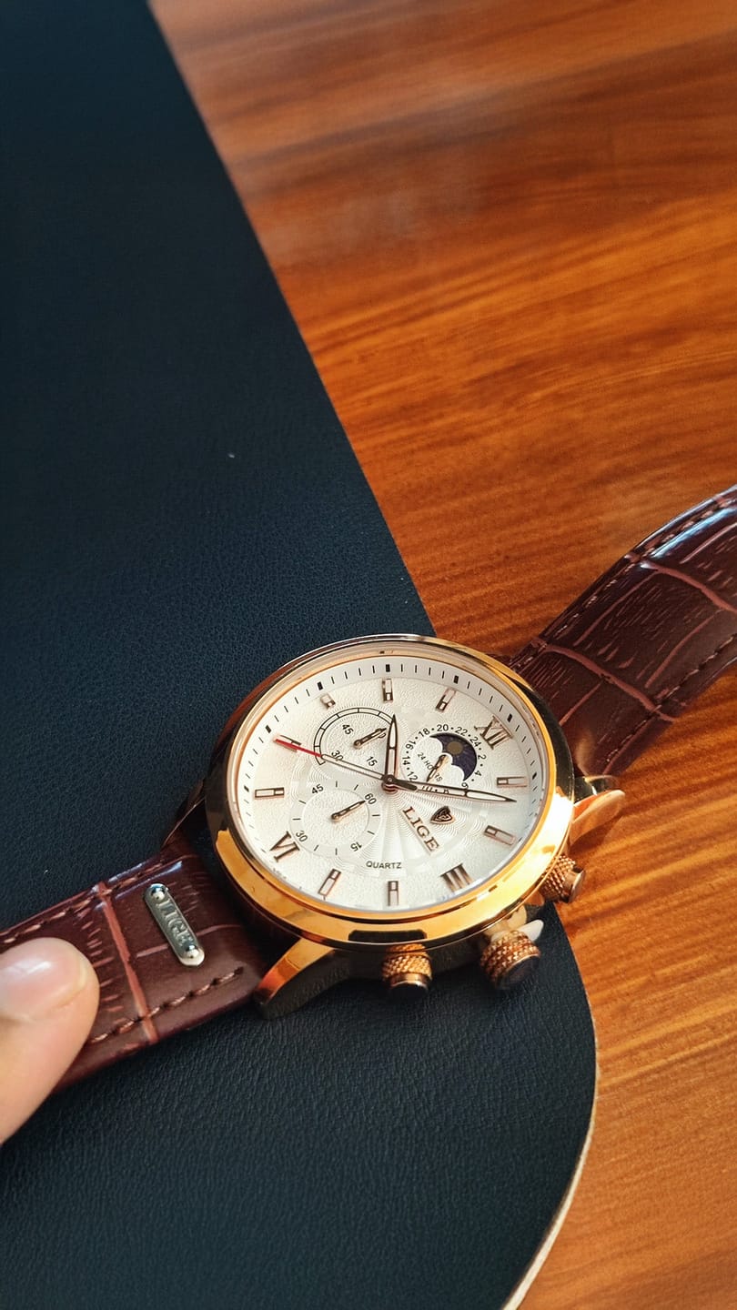 Customer photo review of LIGE® Classic Sports Watch