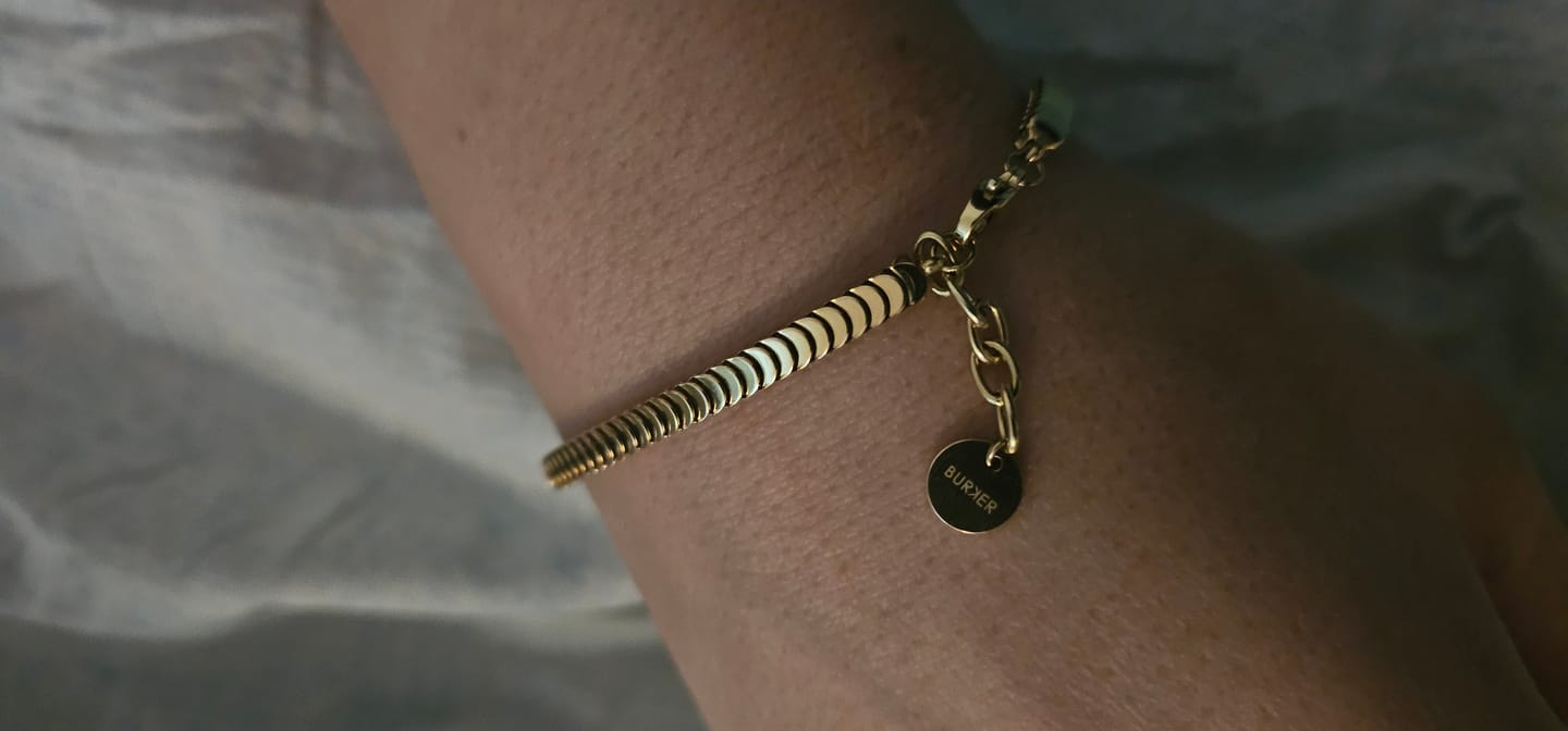Customer photo review of Nylah Bracelet