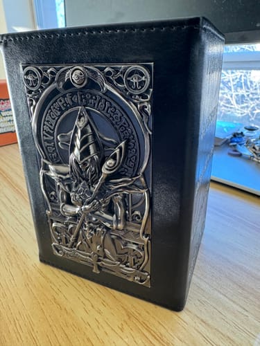 Customer photo review of Darkest Magician Deckbox