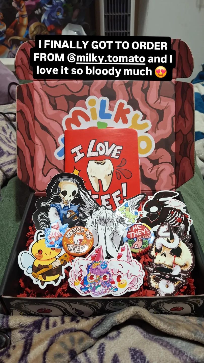 Customer photo review of Creepy Mystery Gift Box
