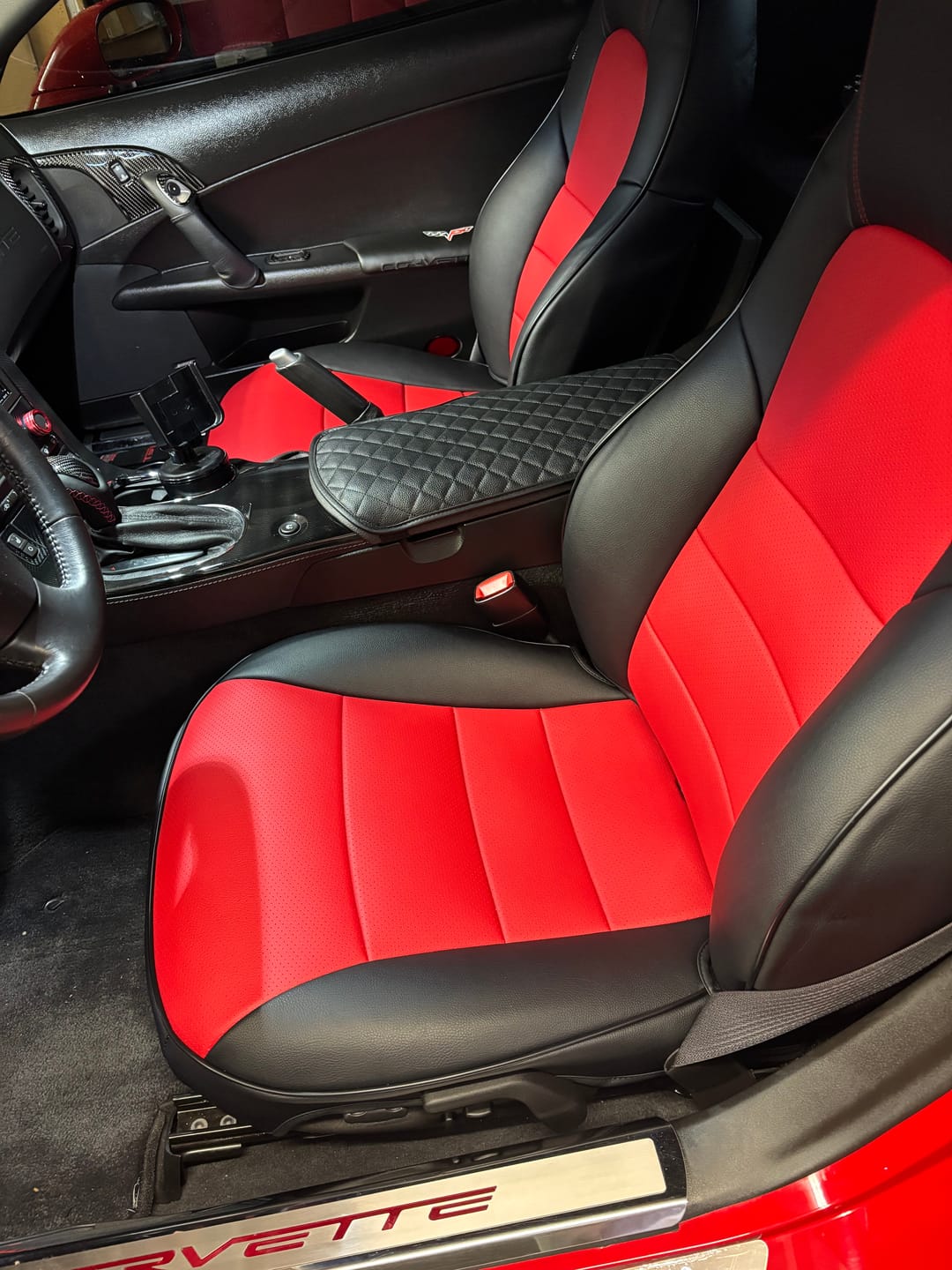 Customer photo review of Corvette C6 Custom Leather Seat Covers