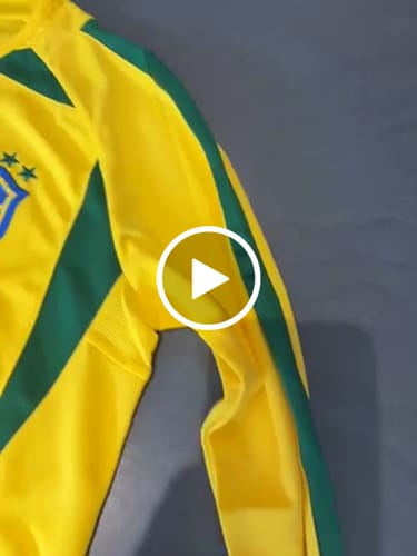 Customer video review of 2002 Maillot  Brésil Domicile Rétro  Manches Longues
