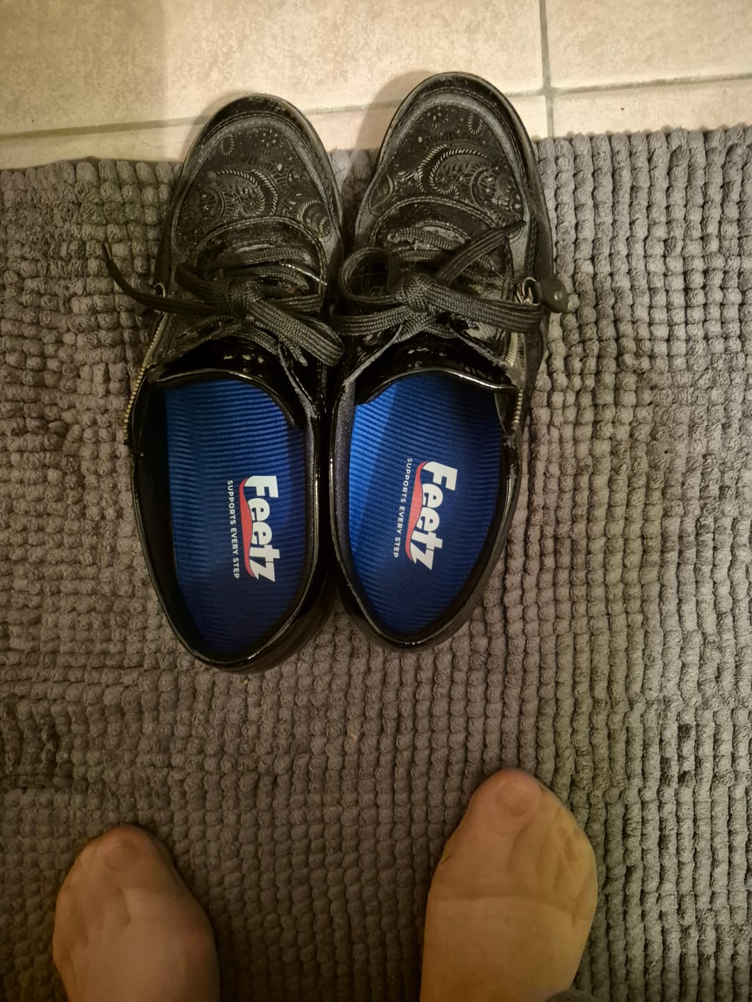 Customer photo review of Feetz® Blue One - Dé Hielspoor zool