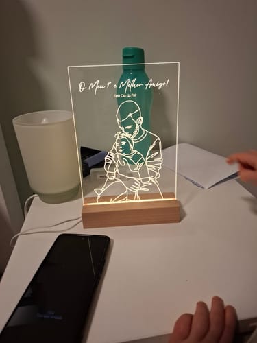 Customer photo review of Placa Retrato Line Art Personalizado