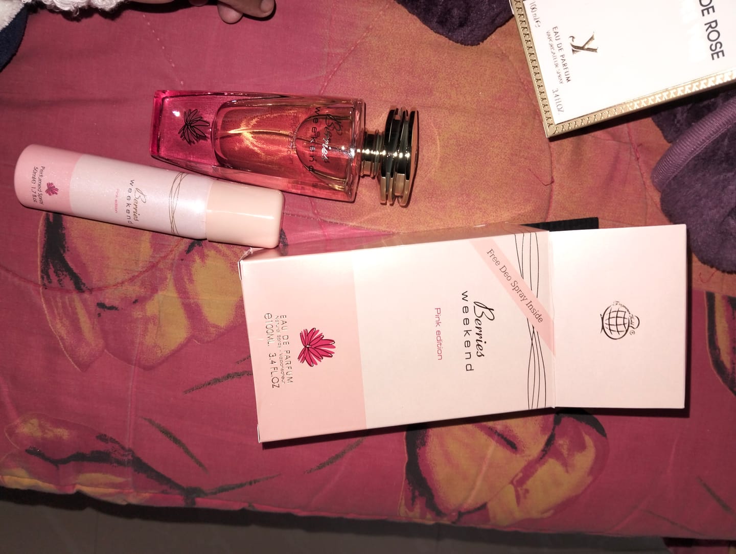 Customer photo review of Berries Weekend pink edition 100ml