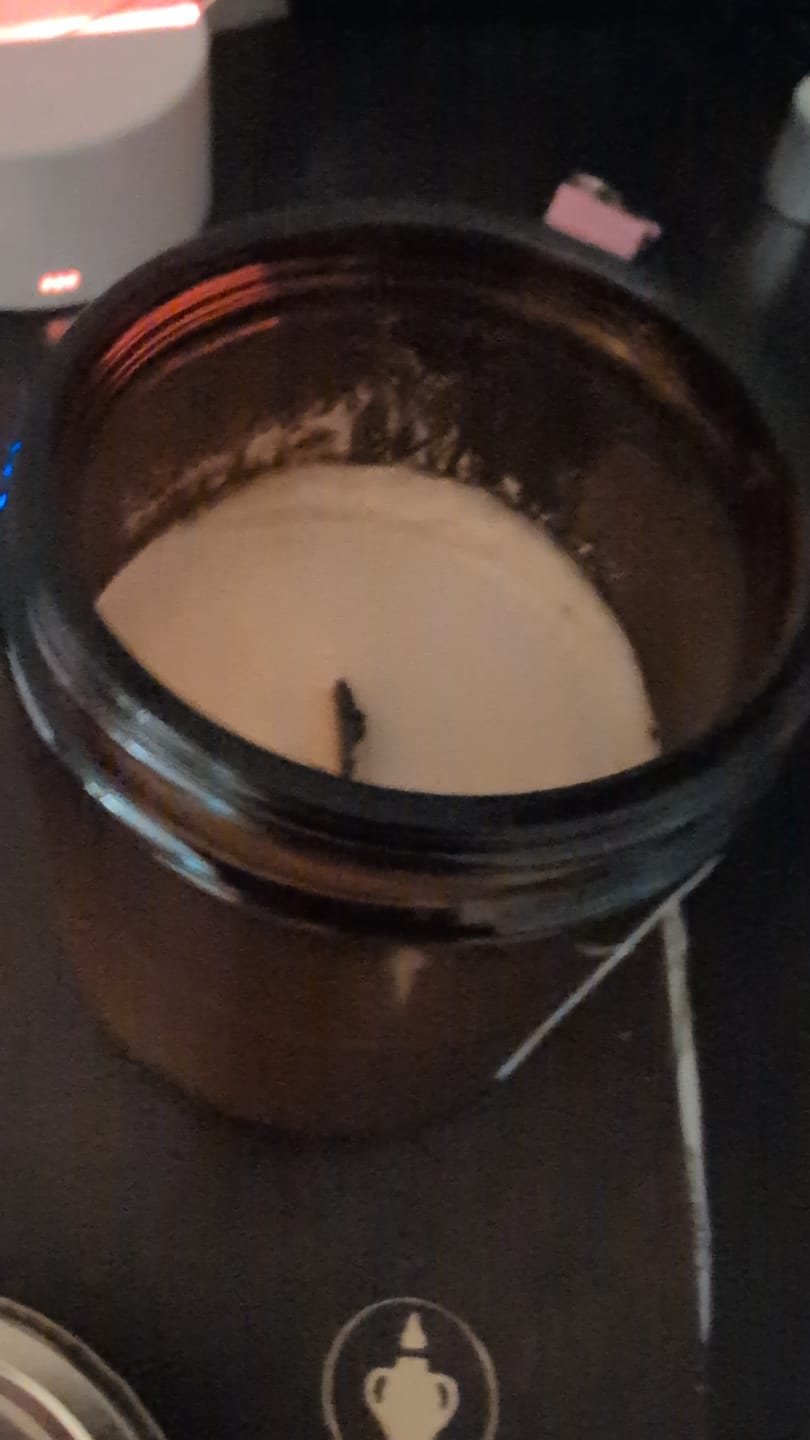 Customer photo review of Golden Scented Candle   - 4oz Amber Jar