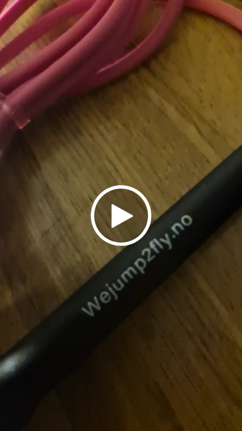 Customer video review of Hoppetau beaded