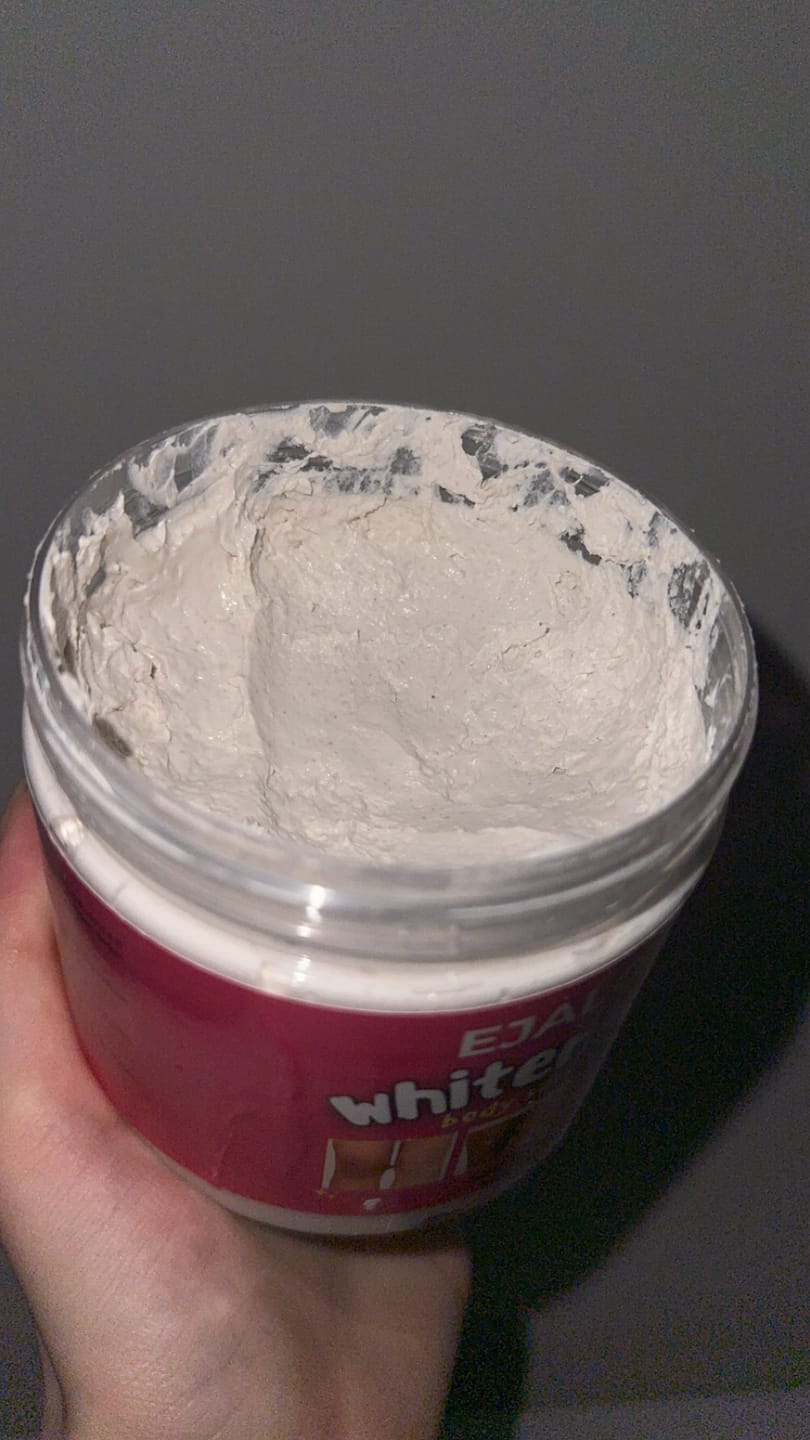 Customer photo review of Whitening Body Scrub - 500 ml
